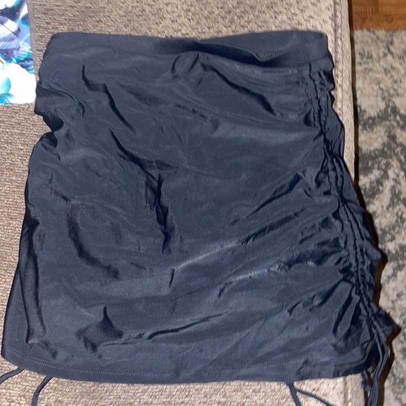 Shein skort - Picture 2 of 3